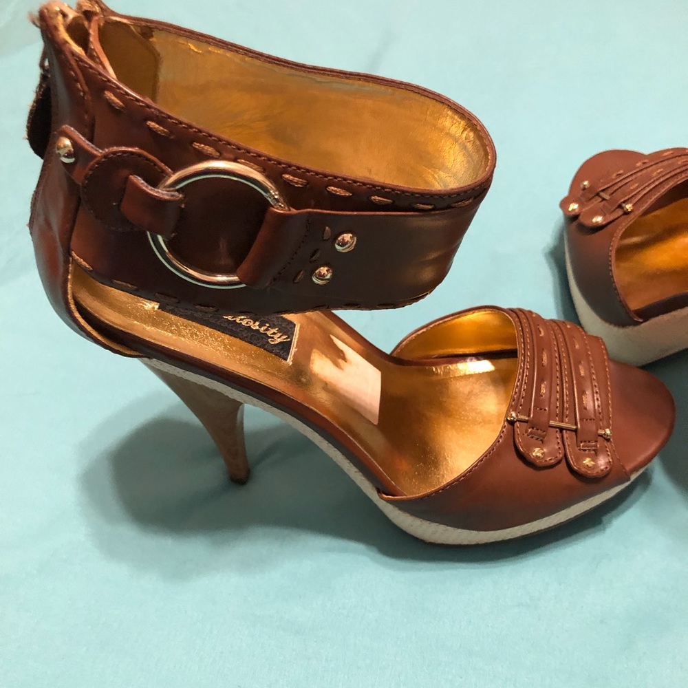 Cute brown stilettos